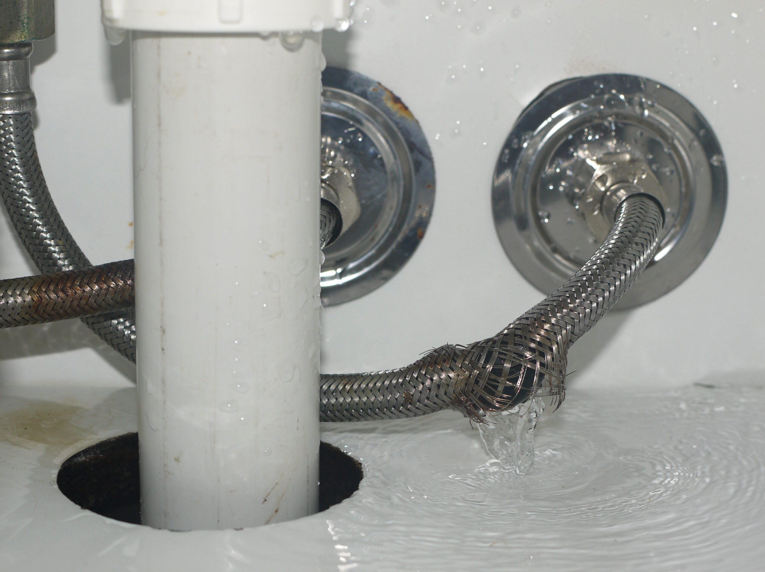 10 Common Plumbing Issues Every Homeowner Should Know